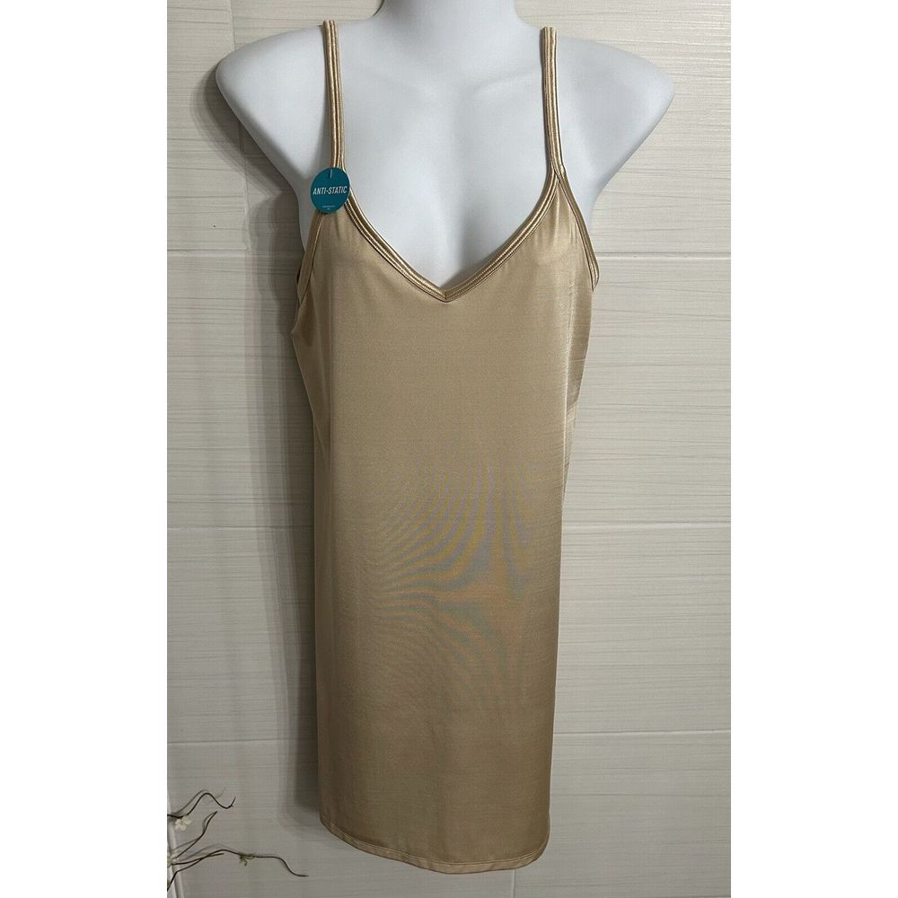 Vanity Fair Ladies Satin Modest Full Slip Undergarment Nude M, Classic NWT